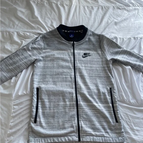 Mens Nike Knit Jacket Size Small. - Picture 7 of 8